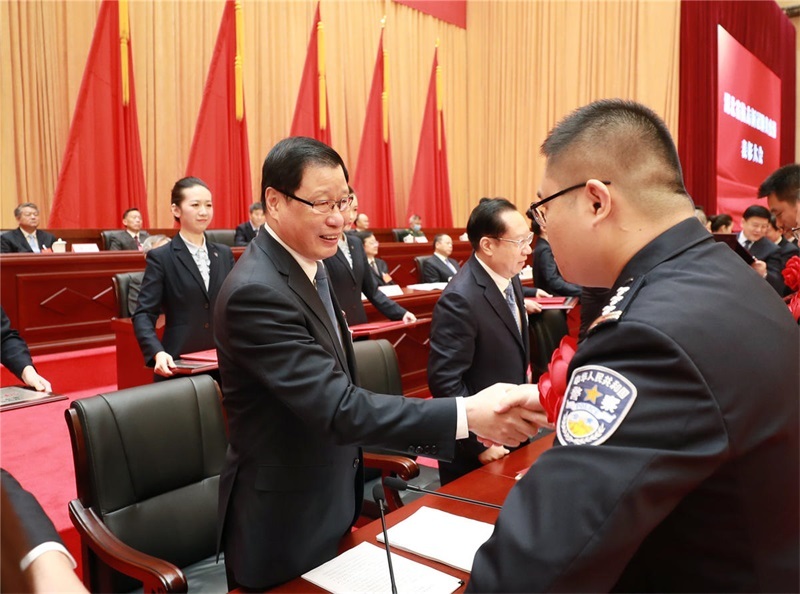 牢記囑托感恩奮進、弘揚偉大(dà)抗疫精神!今天,湖(hú)北(běi)隆重舉行(xíng)這(zhè)場(chǎng)表彰大(dà)會(huì)