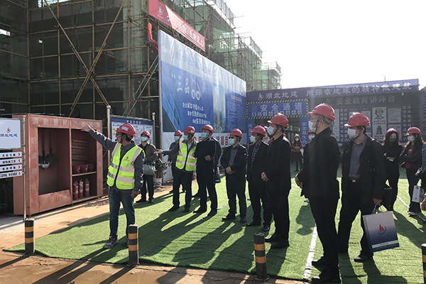 锲而不(bù)舍推提升行(xíng)動，潤物(wù)無聲保發展質量 ----“十三五”時(shí)期全局質量工(gōng)作(zuò)回顧