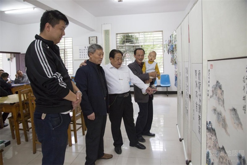 七隊開(kāi)展慶祝新中國(guó)成立70周年(nián)系列活動