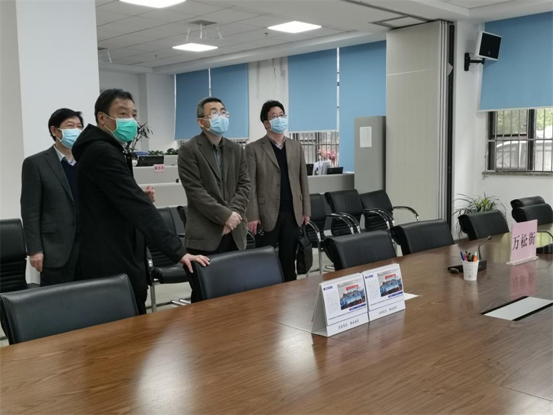 局領導調研走訪街(jiē)道(dào)社區(qū)