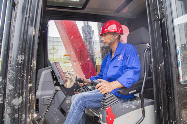 堅定信心 幹在實處奮力推進地(dì)質工(gōng)作(zuò)創新轉型高(gāo)質量發展 ——湖(hú)北(běi)省地(dì)質局第七地(dì)質大(dà)隊“十三五”發展回顧